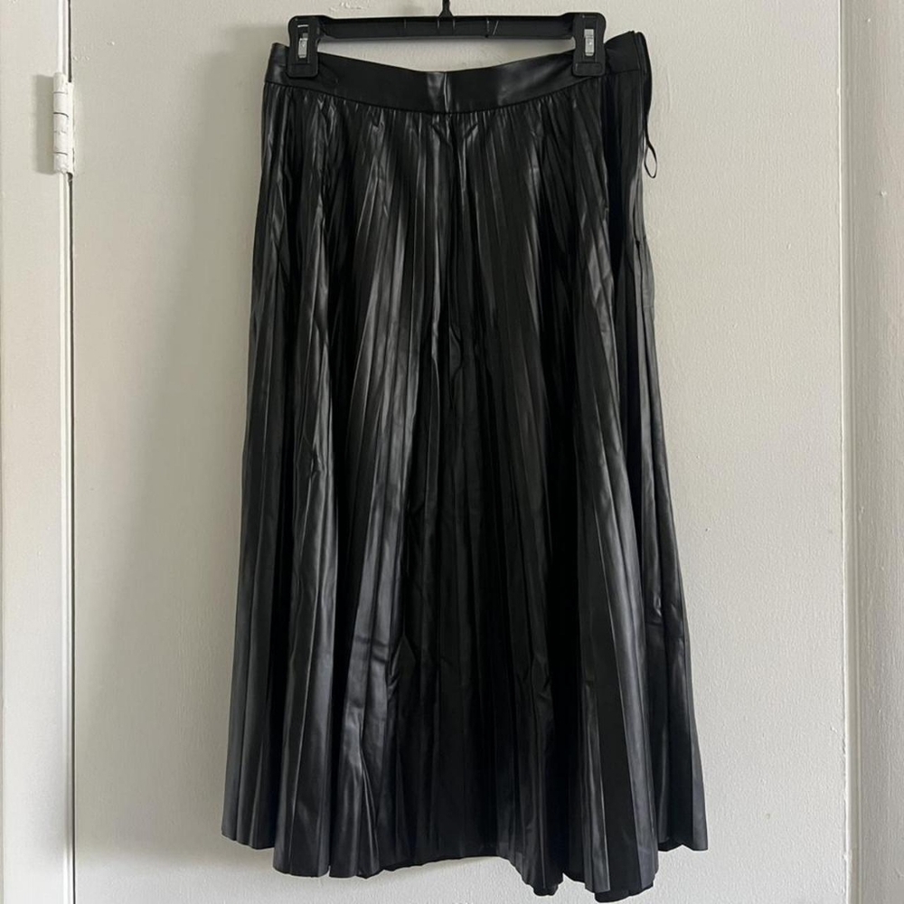Zara Black Pleated Faux Leather Midi Skirt